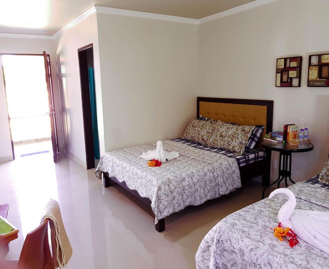 Casa Victoria Resort And Restaurant Pagudpud Bagian luar foto